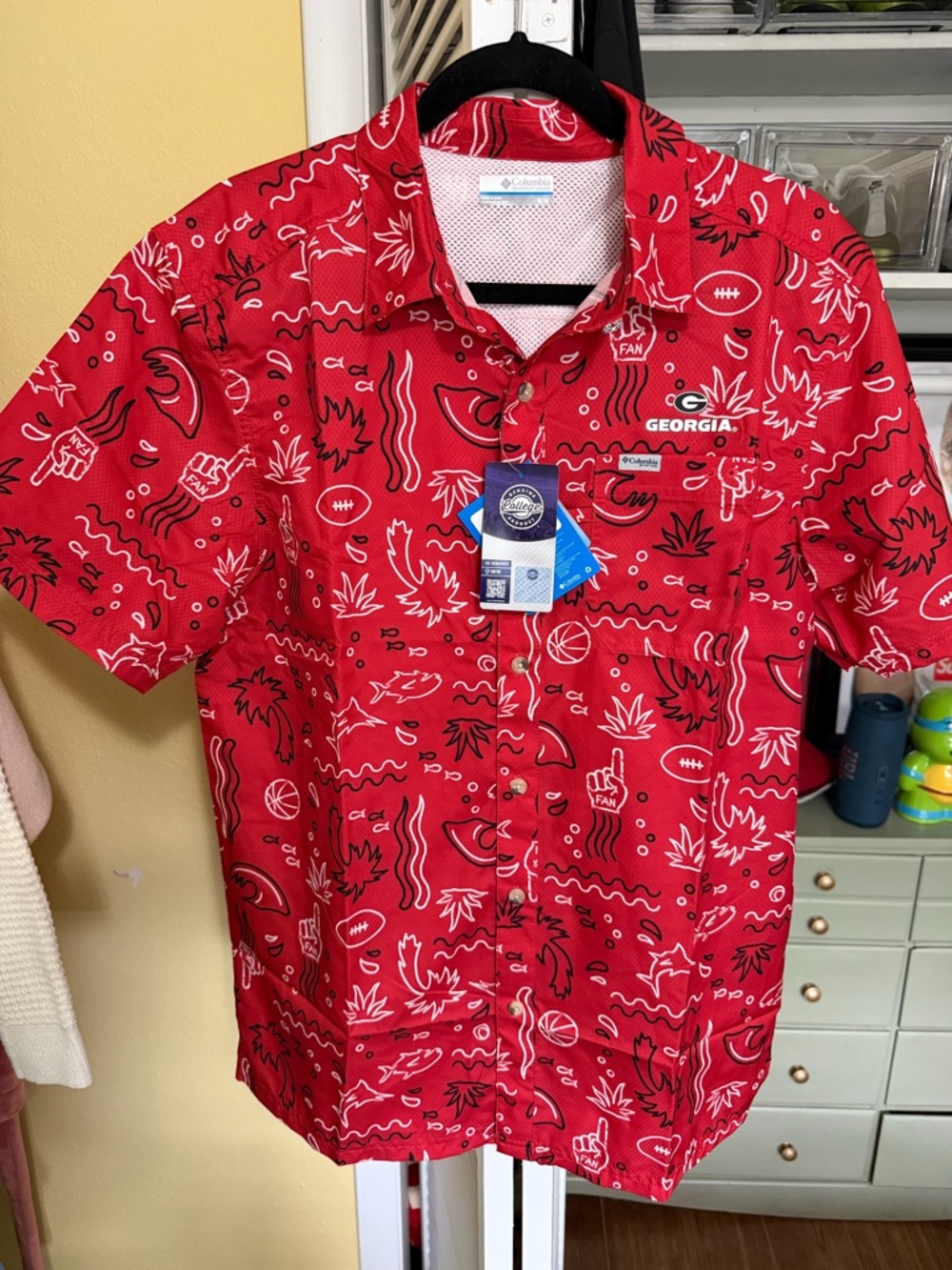 Columbia Men's Red Georgia Patterned Short-Sleeve Shirt Medium New